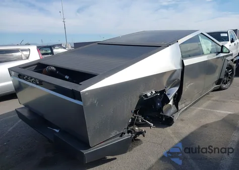 2025 Tesla Cybertruck Cyberbeast from USA, damaged, VIN 7G2CEHEE9SA062786